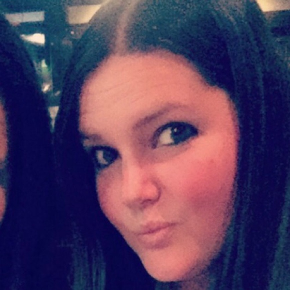 Meet your Posher, Kelly